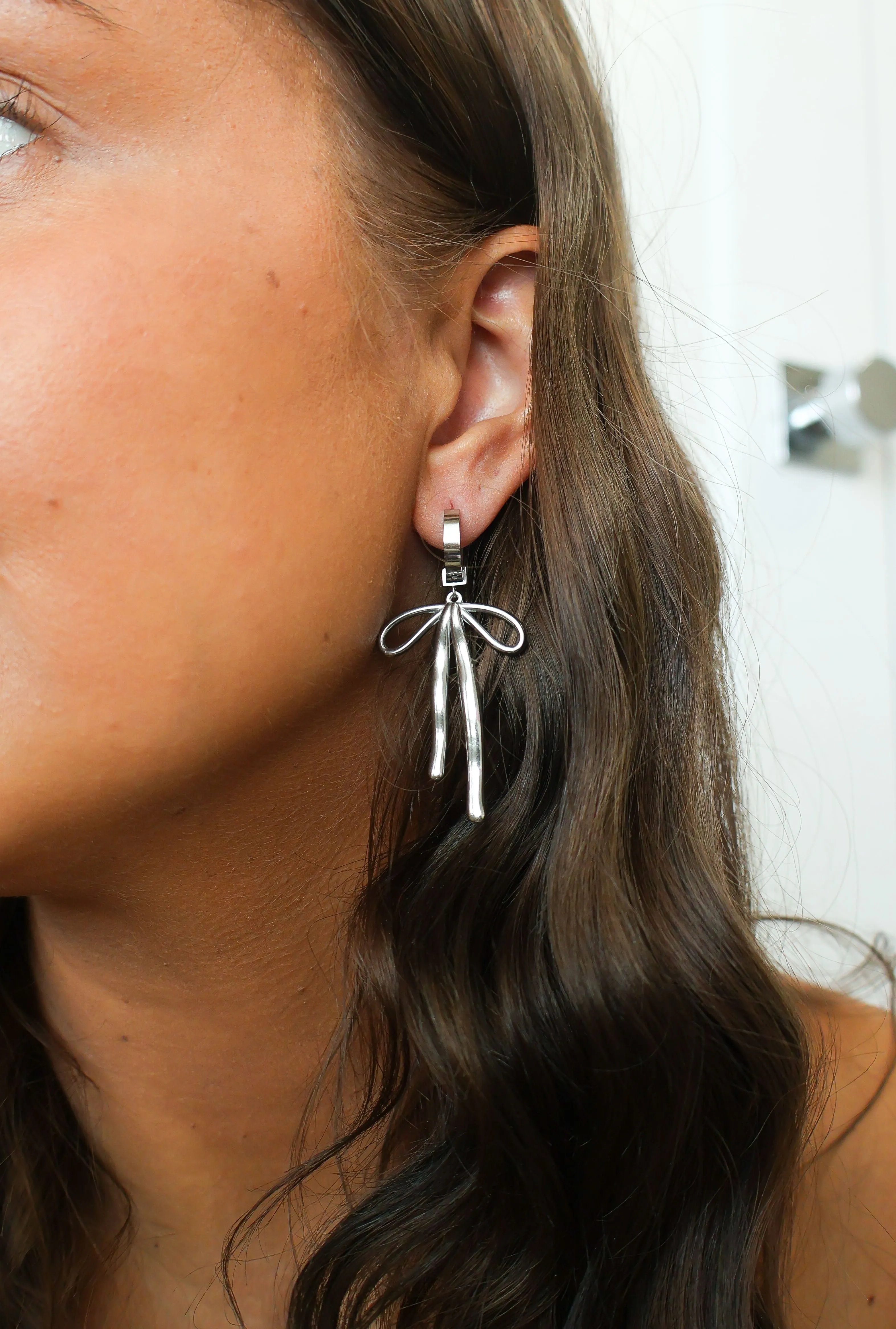 Long Tail Bow Charm