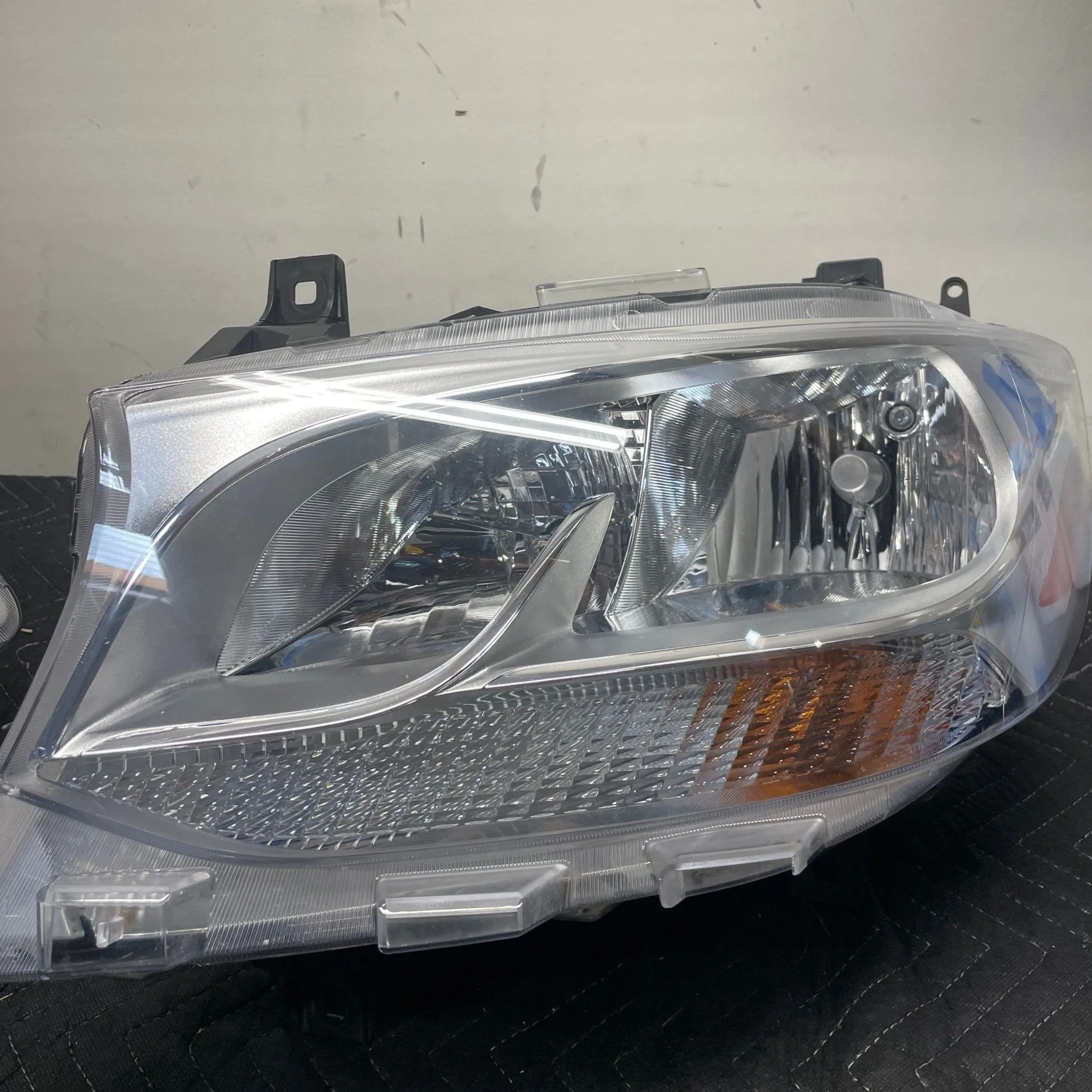 VS30 FACTORY MERCEDES SPRINTER HALOGEN HEADLIGHT SET- OPEN BOX #1